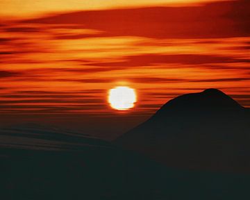 Zonsondergang in de bergen van Jan Keteleer
