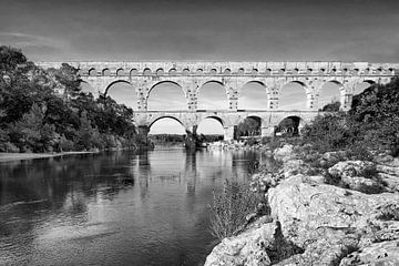 Pont Du Gard black and white by Manfred Voss, Black-White Photography