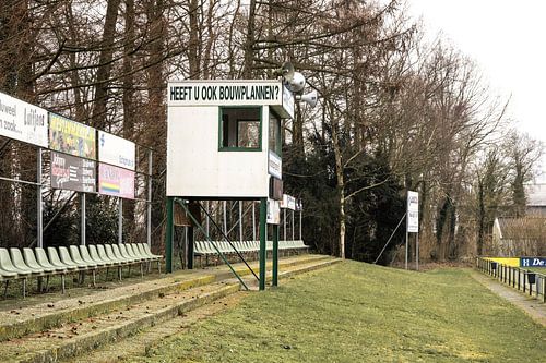 Stand des commentateurs à SV Mussel | Over the Ball