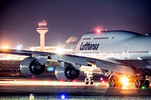 Lufthansa Boeing 747 klaar voor vertrek van Dennis Janssen