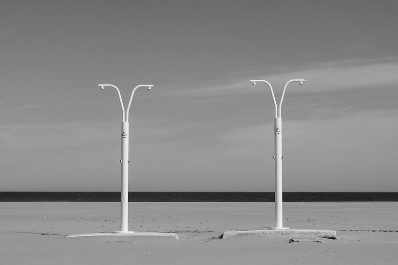 Dusche am Strand von Valencia von Sander Groenendijk