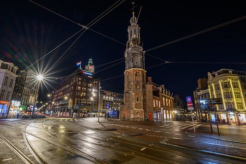 Amsterdam by night by Henk Verheyen