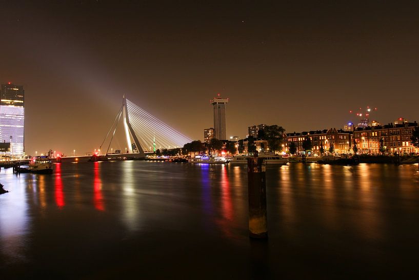 Rotterdam in the evening by Stefan Verbarendse