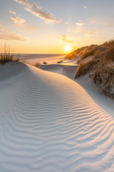 Sunrise at Oosterend by Laura Vink