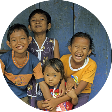 Gelukkige kinderen in Jakarta van Walter G. Allgöwer