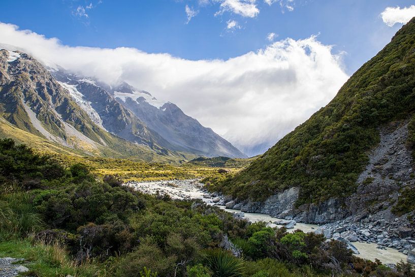 Mountains near Mount Cook by Marcel Saarloos