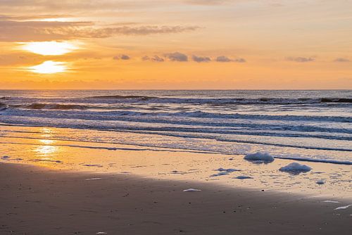 Plage du coucher de soleil Castricum by the Sea