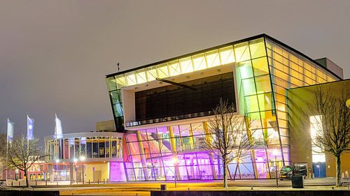 Leeuwarden Harmonie bij avond