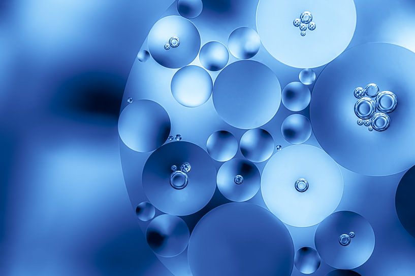 Cercles bleus dans un cercle par Marjolijn van den Berg