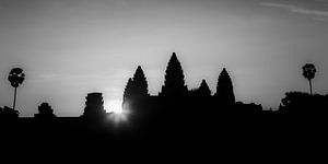 Sonnenaufgang in Angkor Wat in Schwarz und Weiß