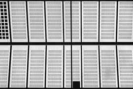 Zonnepanelen in het glas van Maarten Borsje