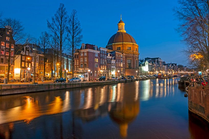 Stadtbild von Amsterdam bei Sonnenuntergang von Eye on You