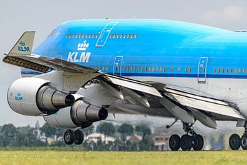 Take-off KLM Boeing 747-400 Jumbo Jet. by Jaap van den Berg