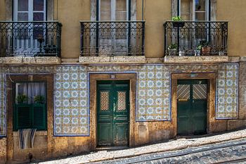 Alte Fassade in der Stadt Lissabon