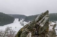 Le rocher du Bieley dans la neige sur Jim De Sitter Aperçu