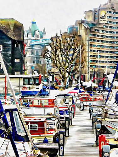 Uitzicht vanaf St Katharine Docks richting Tower Bridge