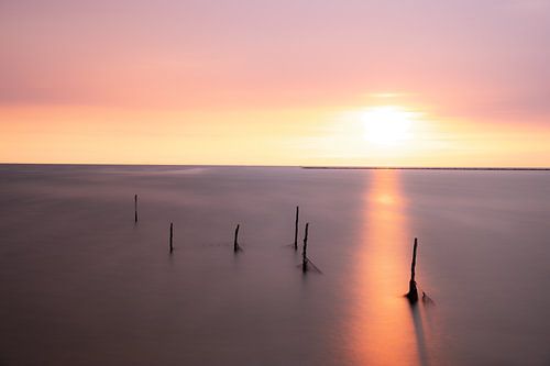 Coucher de soleil IJsselmeer Noordoostpolder sur Martien Hoogebeen Fotografie