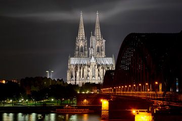 Cologne Cathedral by Günter Albers