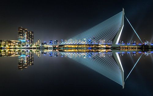 Erasmus Bridge Mirror 1