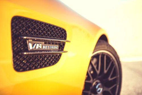 V8 by Sytse Dijkstra