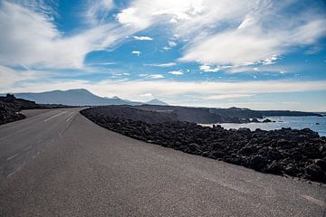 Voyage en voiture le long de la côte sur Pictorine