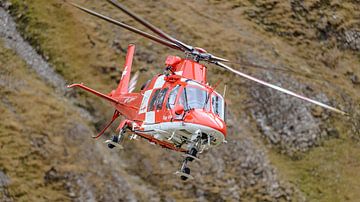 Zwitserse Agusta AW109 reddingshelikopter. van Jaap van den Berg