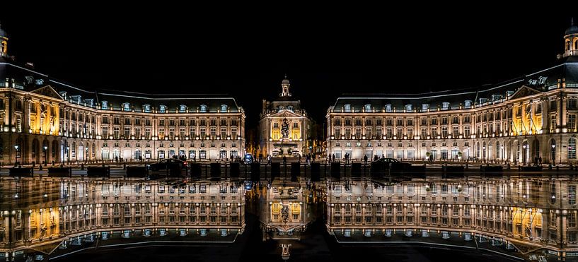 Place de la Bourse by Ivo de Rooij