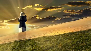 Phare au coucher du soleil