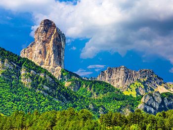 Au pied du Mont Aiguille