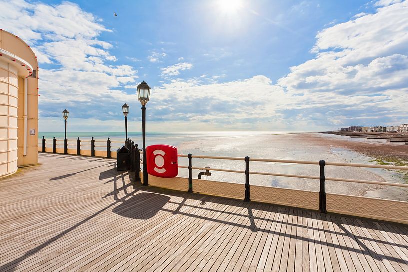 Pier im Seebad Worthing von Werner Dieterich