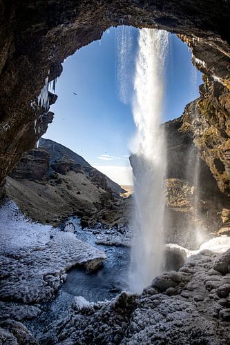 Waterval in IJsland van Laura Wubben