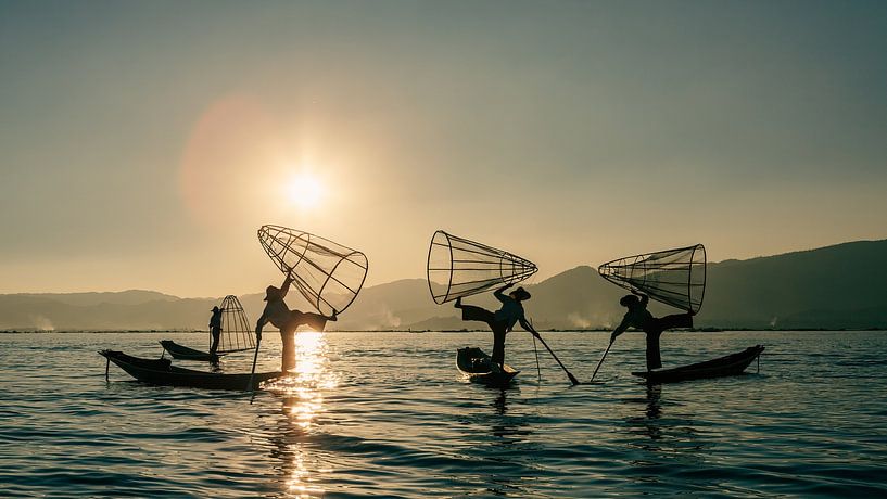Die Fischer vom Inle See in Myanmar von Roland Brack