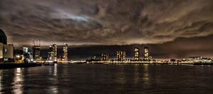 Dark Night Sky in Rotterdam sur Erik Bravenboer