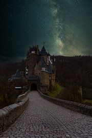 Midnight Magic – Die Milchstraße über Burg Eltz