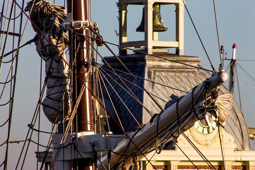 Hoog in de masten van Maurice van Miltenburg