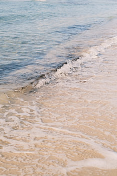 Pastel-coloured waves and beach // Ibiza // Nature and travel photography