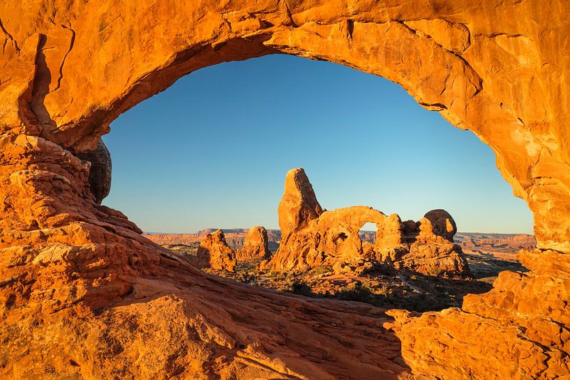North Window at sunrise, Arches National Park, Utah, USA by Markus Lange