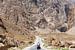 Soloradfahrer auf dem Pamir-Highway von Jeroen Kleiberg