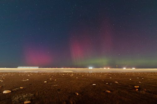 Northern lights on Scheveningen beach