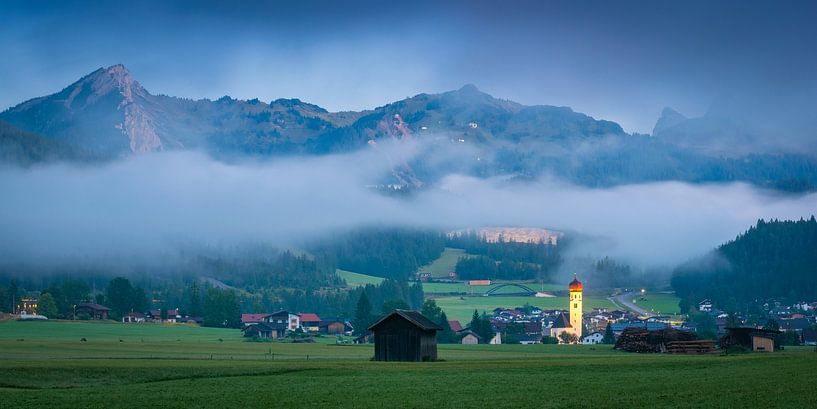 Blaue Stunde in Heiterwang von Martin Wasilewski