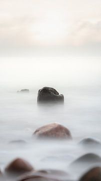 Stenen in de mist