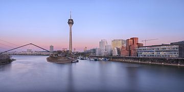 Düsseldorf Panorama von Rolf Schnepp