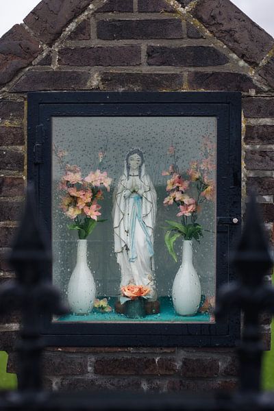 Chapel in the rain by Whispering Fields Hageland