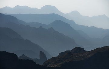 Rows of blue mountains by Hugo Braun