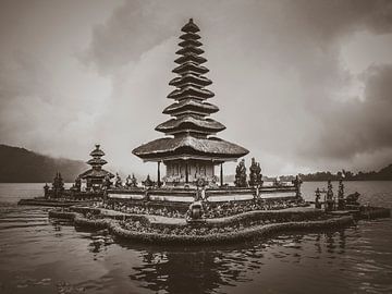 Pura Ulun Danu Bratan tempel van Bianca  Hinnen