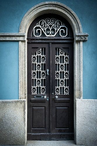 Tür in Porto