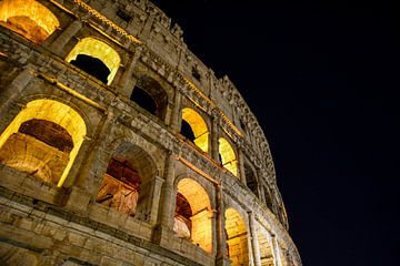colosseum by nigt by Jaco Verheul