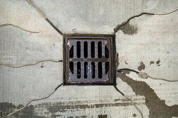 Afvoerput bij tankstation