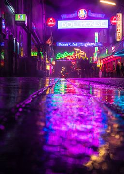 Neon lights on the Reeperbahn Hamburg by Nils Steiner