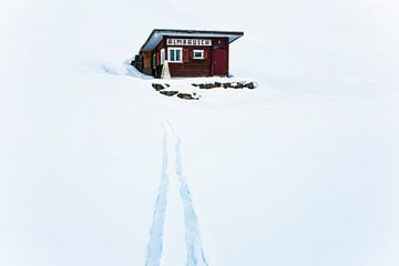 Almrausch mountain hut in Zurs am Arlberg in Austria by Werner Dieterich